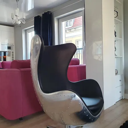 Black&white Skarbowa 2 Parking