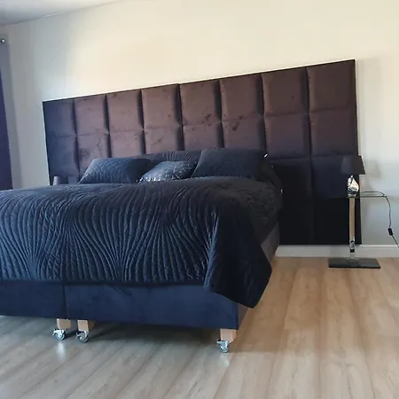 Apartment Black&white Skarbowa 2 Parking