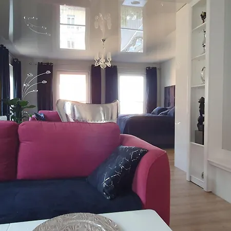 Black&white Skarbowa 2 Parking 아파트 레스노