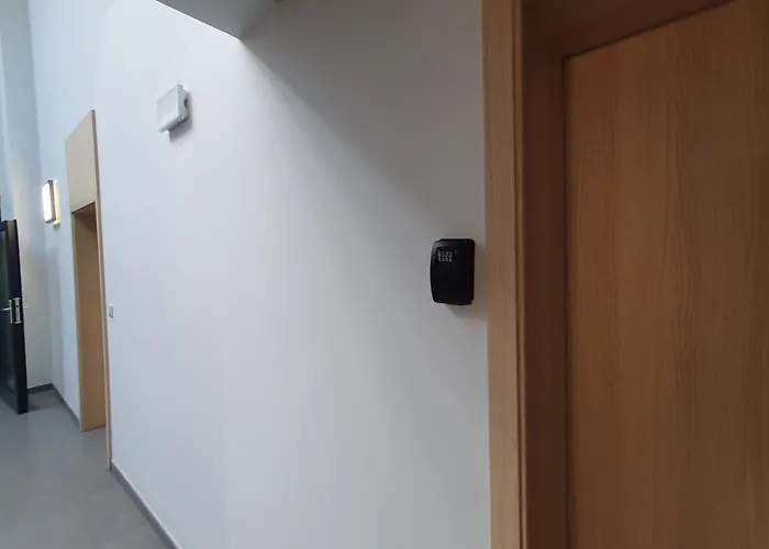 Black&white Skarbowa 2 Parking